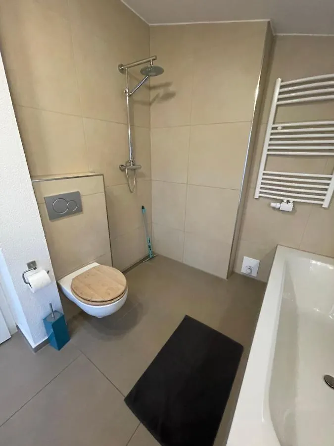 Homestay #7 Doppelzimmer Mit Gemeinschaftsbad Memmingen