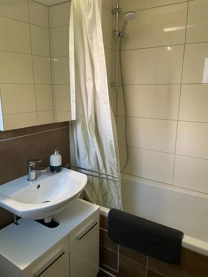 Homestay #7 Doppelzimmer Mit Gemeinschaftsbad Memmingen Germany